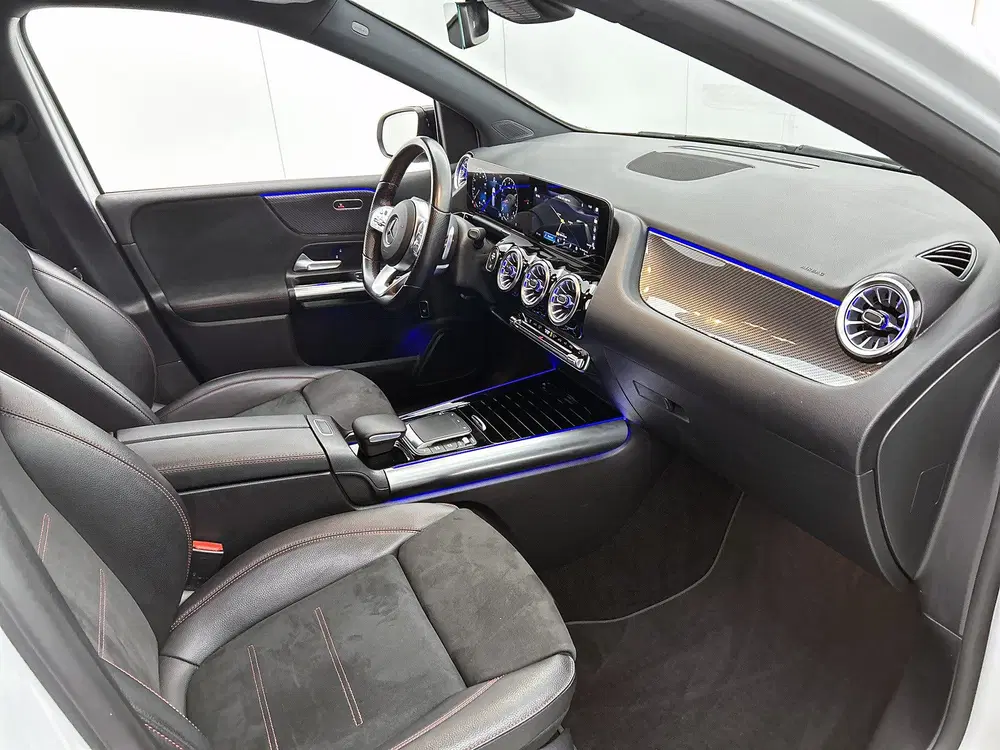 Mercedes-Benz B-Klasse 180 Business Solution AMG uit 2021, foto 6
