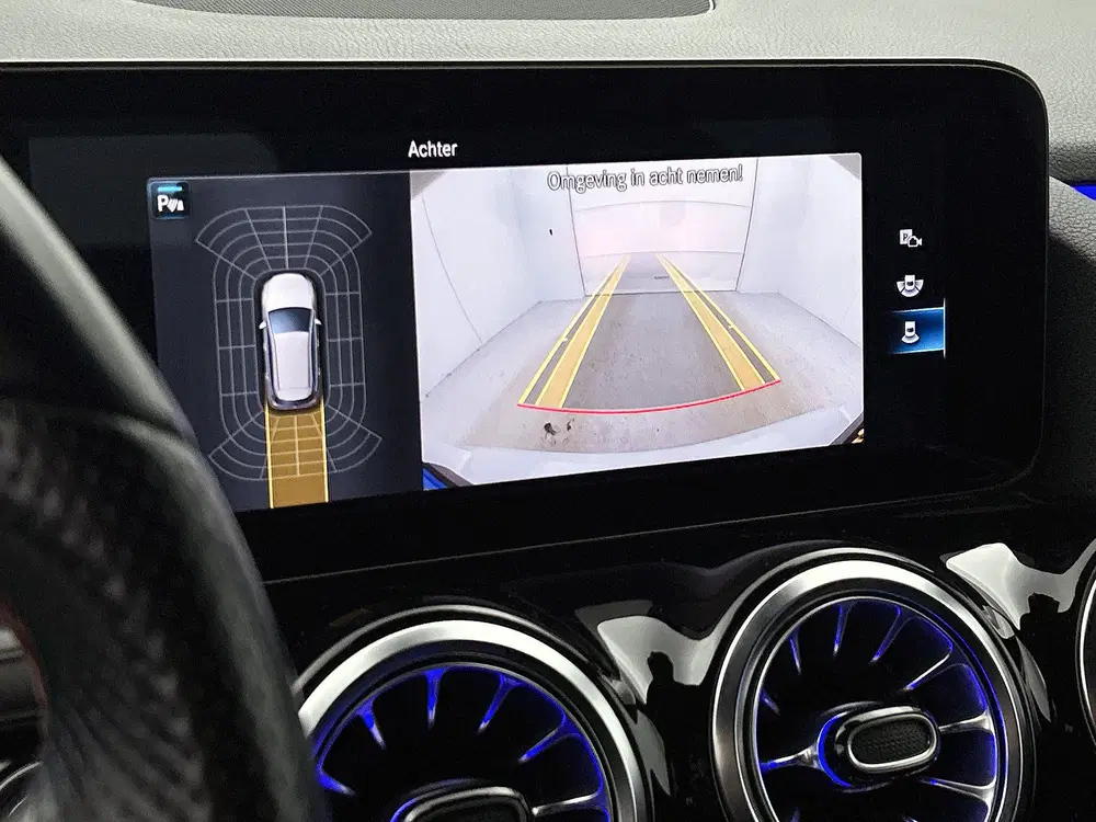 Mercedes-Benz B-Klasse 180 Business Solution AMG uit 2021, foto 8
