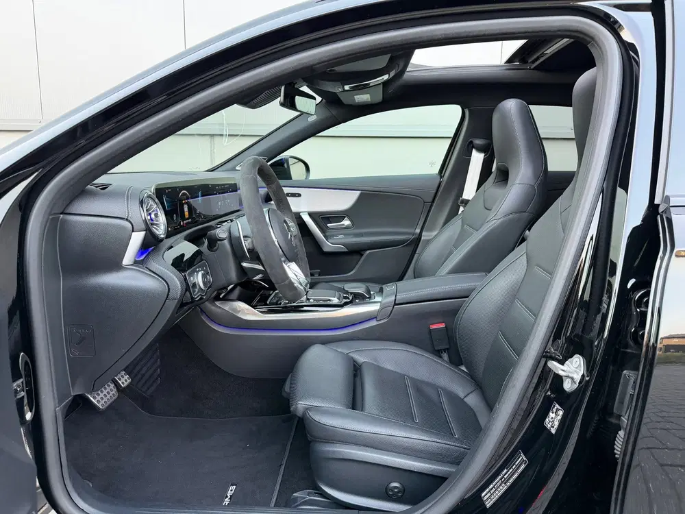 Mercedes-Benz A-Klasse AMG 45S 4MATIC+ uit 2020, foto 15