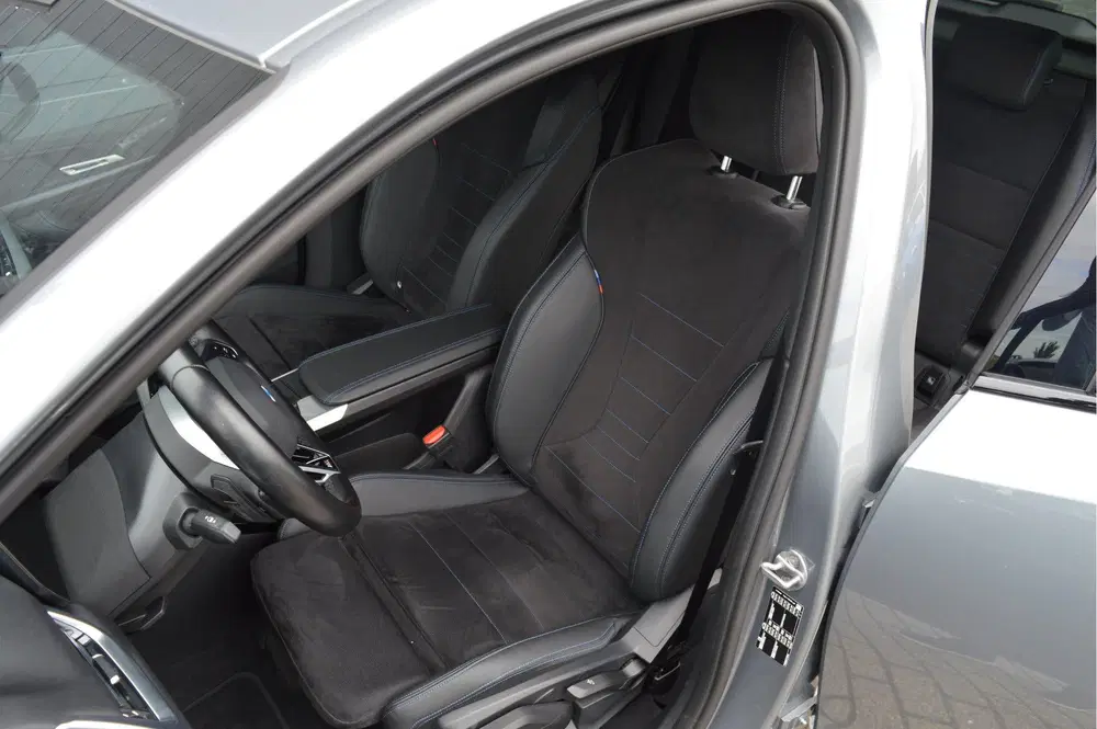 BMW 2-serie 2 Serie Active Tourer 218i uit 2023, foto 9
