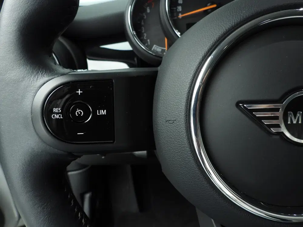 Mini Cooper Cooper 5-deurs C Automaat uit 2023, foto 13