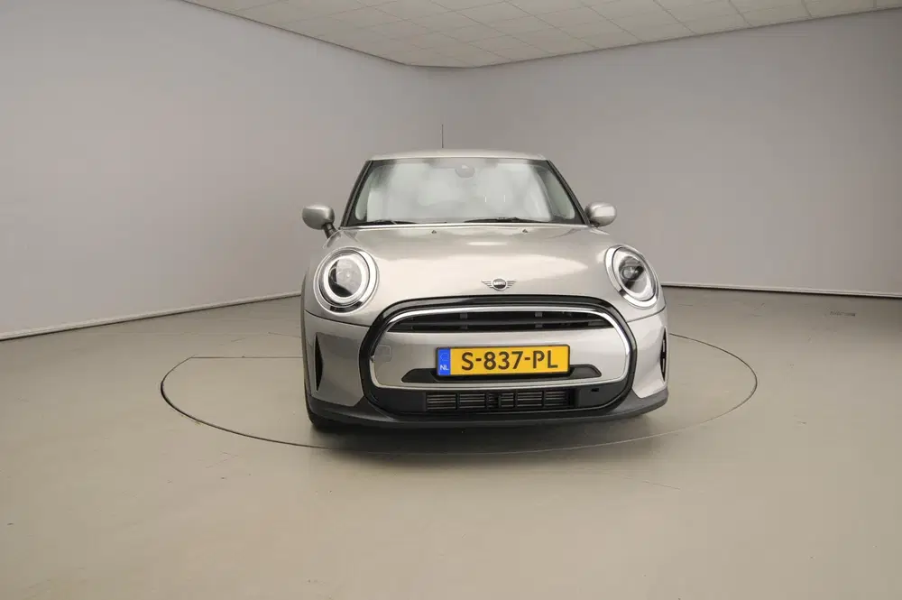 Mini Cooper Cooper 5-deurs C Automaat uit 2023, foto 5