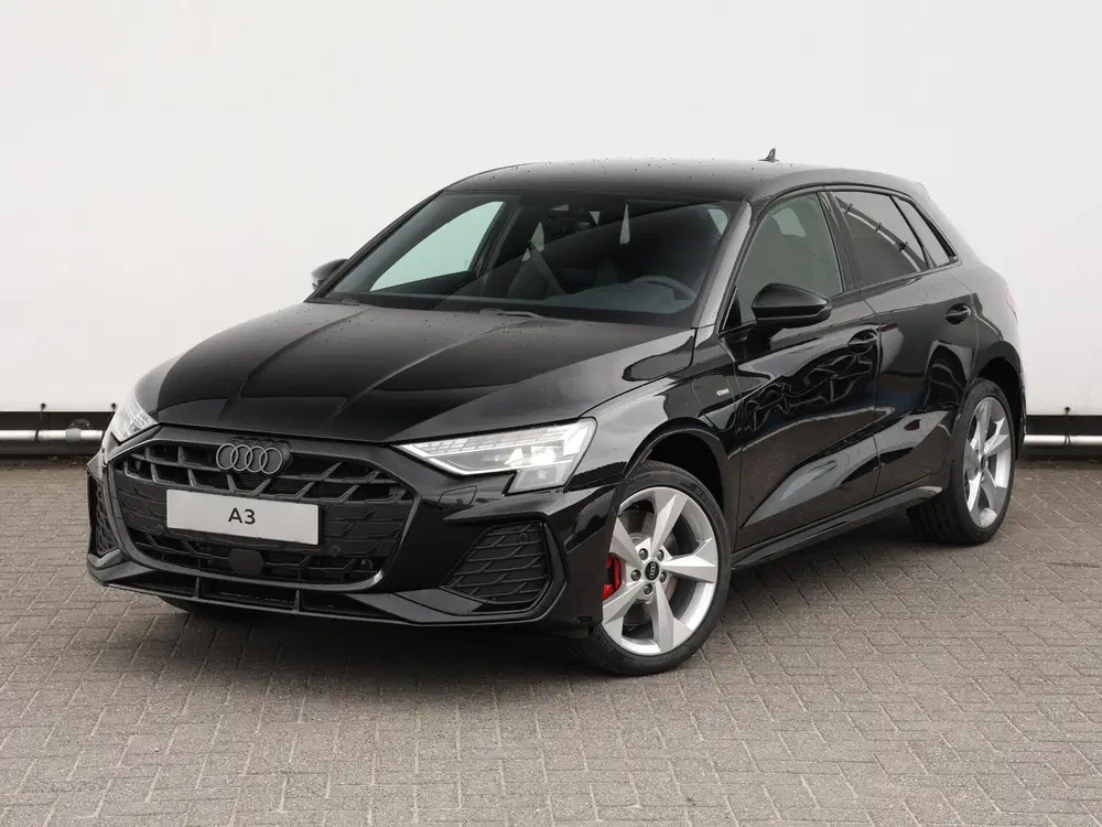 Audi A3 S edition Competition 45 TFSI e 272 PK Sp uit 2025, foto 12
