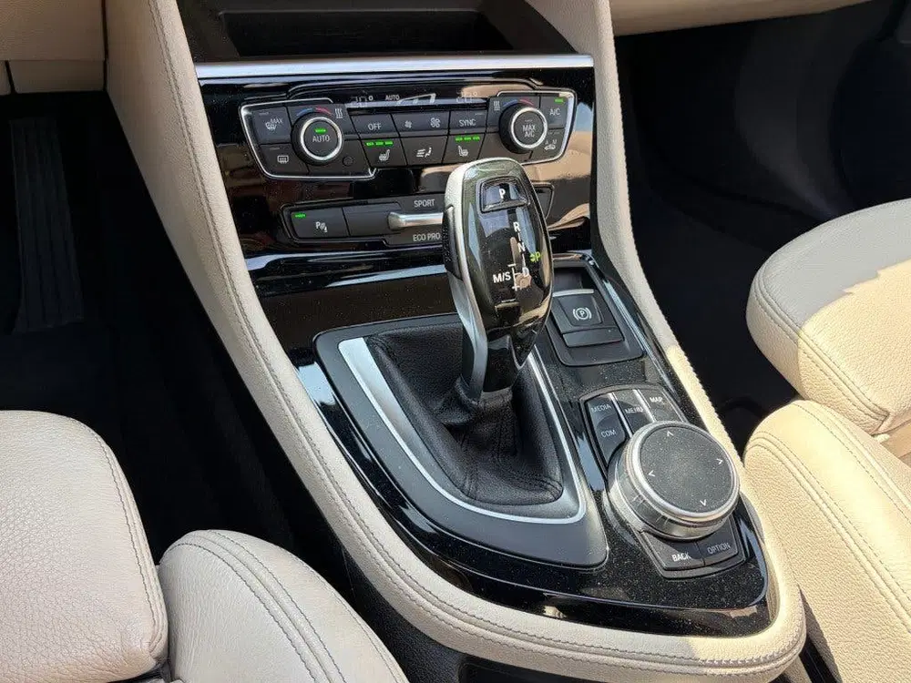BMW 2-serie ACTIVE TOURER 218i Aut. Pano LED Leder Cam uit 2019, foto 10