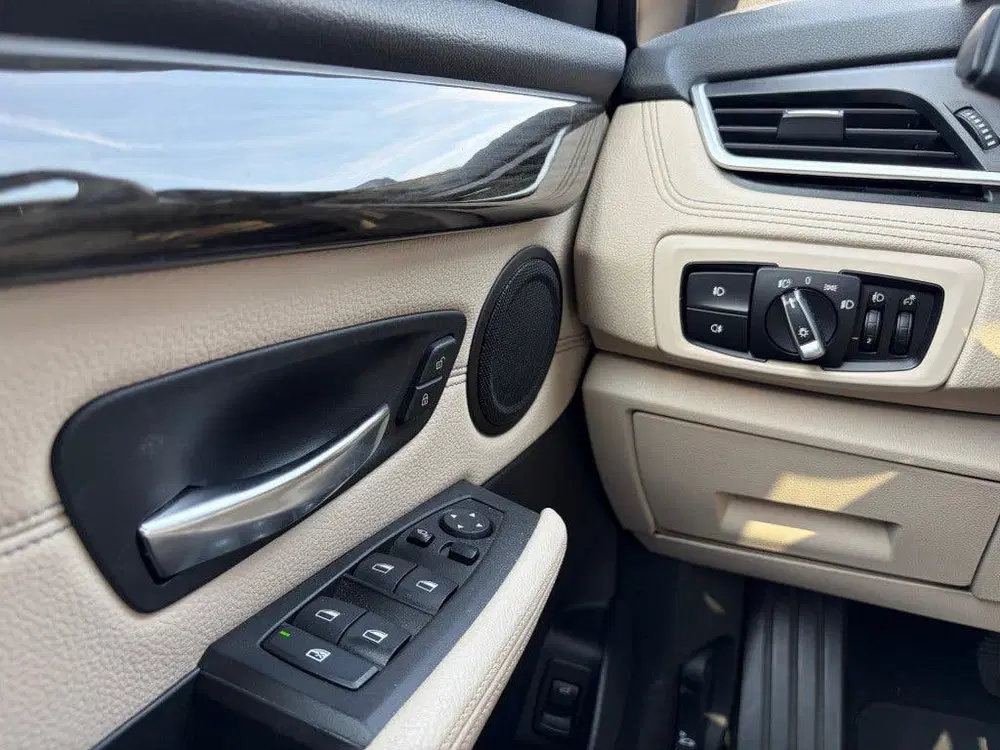BMW 2-serie ACTIVE TOURER 218i Aut. Pano LED Leder Cam uit 2019, foto 11
