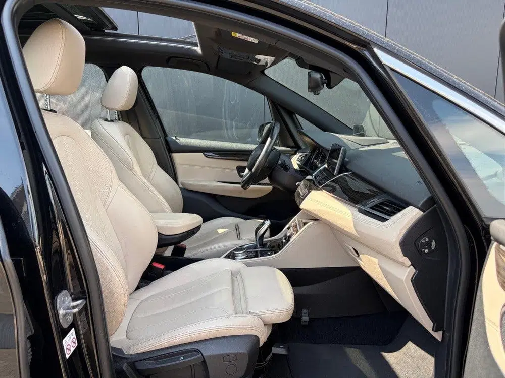 BMW 2-serie ACTIVE TOURER 218i Aut. Pano LED Leder Cam uit 2019, foto 3