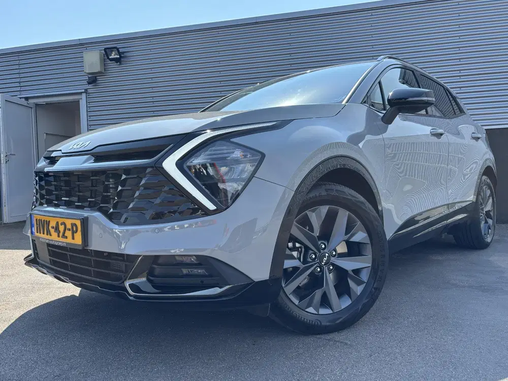 Kia Sportage 1.6 T-GDi Hybrid Dark Edition NL-auto uit 2025, foto 2