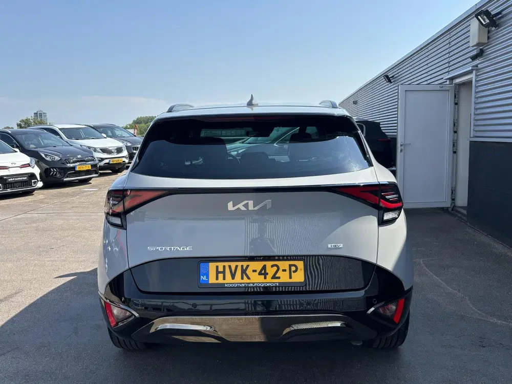 Kia Sportage 1.6 T-GDi Hybrid Dark Edition NL-auto uit 2025, foto 9