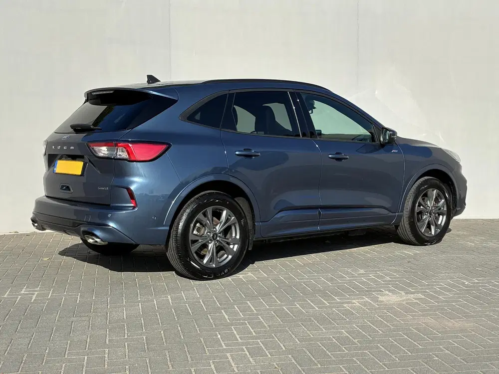 Ford Kuga 2.5 PHEV ST-Line X uit 2023, foto 3