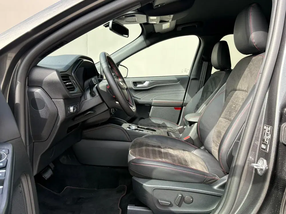 Ford Kuga 2.5 PHEV ST-Line X uit 2023, foto 7