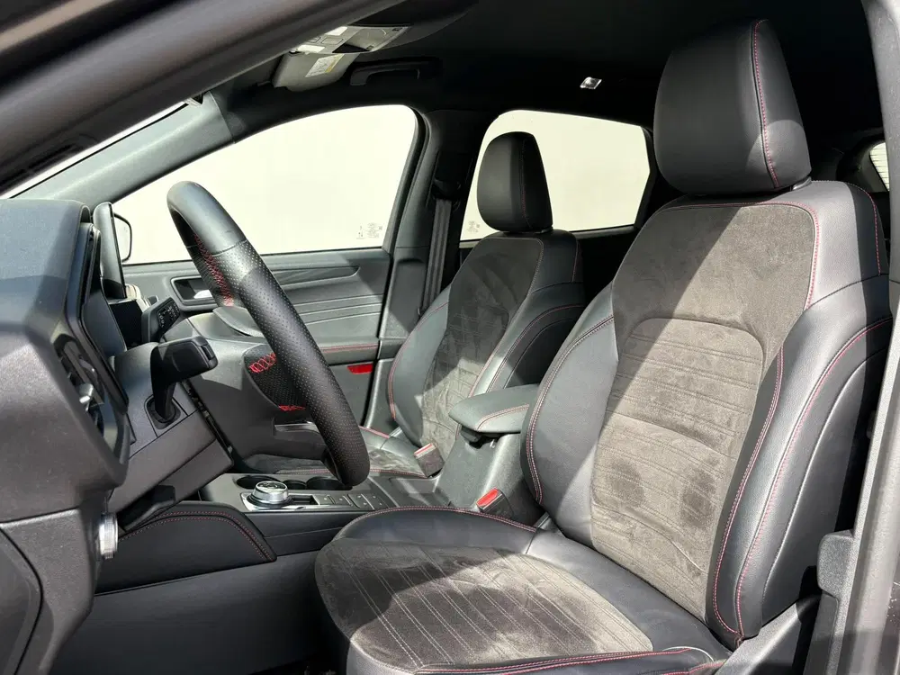 Ford Kuga 2.5 PHEV ST-Line X uit 2023, foto 8