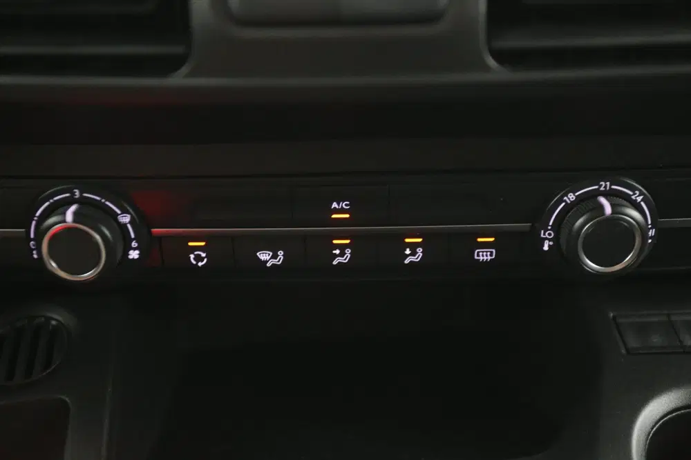 Opel Combo 1.5 102PK uit 2022, foto 14