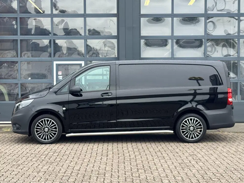 Mercedes-Benz Vito 114 L2 uit 2024, foto 3