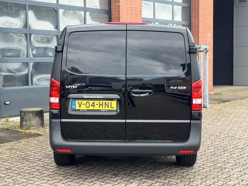 Mercedes-Benz Vito 114 L2 uit 2024, foto 4