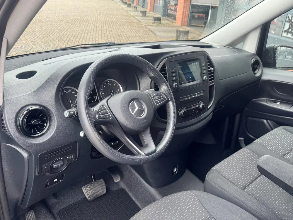 Mercedes-Benz Vito 114 L2 uit 2024, foto 9