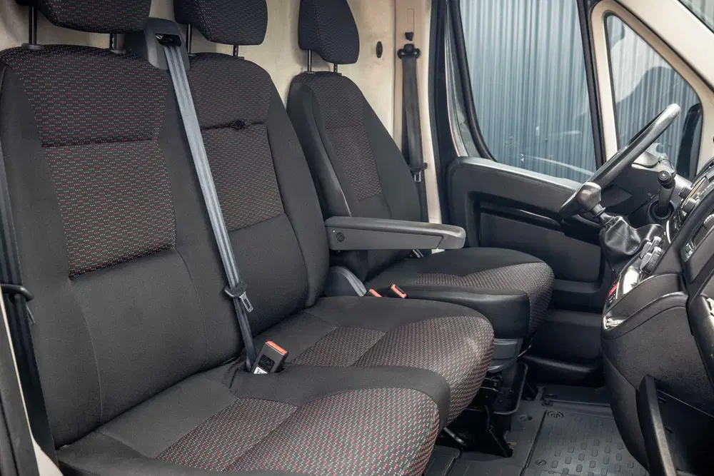 Peugeot Boxer 2.2 BlueHDi 120 L1H1 uit 2021, foto 12