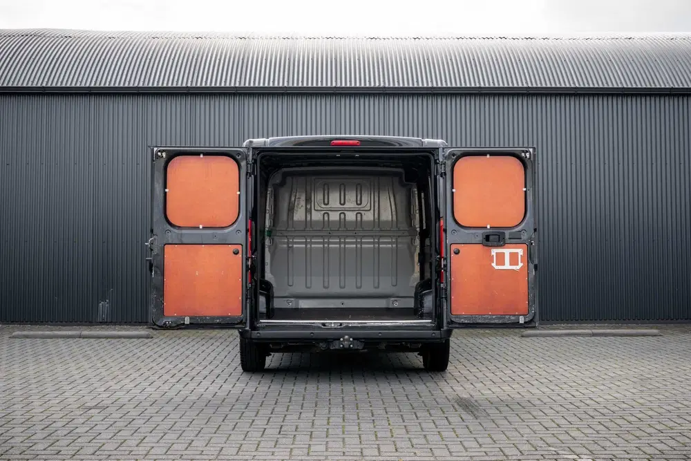 Peugeot Boxer 2.2 BlueHDi 120 L1H1 uit 2021, foto 9
