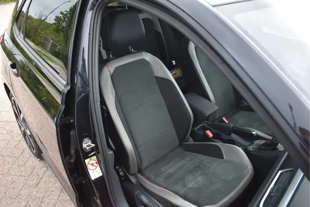 Volkswagen Polo 2.0 TSI GTI Executive 200 pk uit 2020, foto 15