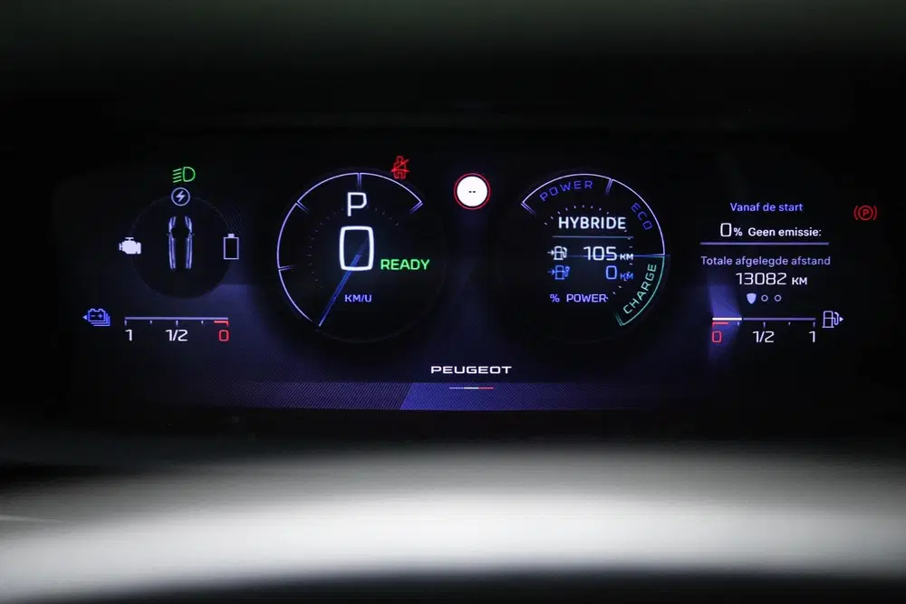 Peugeot 308 1.6 Plug-in Hybrid 225 GT uit 2023, foto 5
