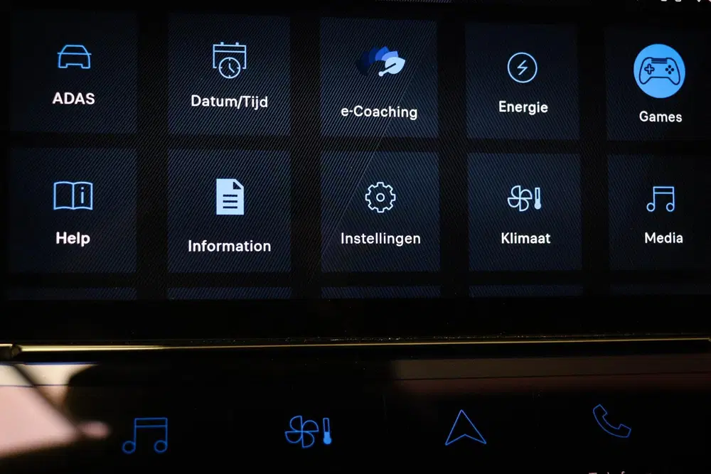 Peugeot 308 1.6 Plug-in Hybrid 225 GT uit 2023, foto 6
