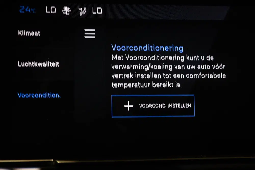 Peugeot 308 1.6 Plug-in Hybrid 225 GT uit 2023, foto 9