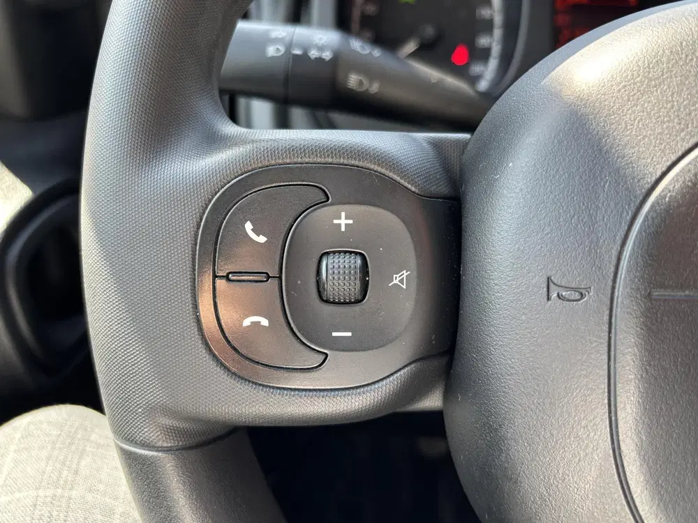 Fiat Panda 1.0 Hybrid uit 2023, foto 12
