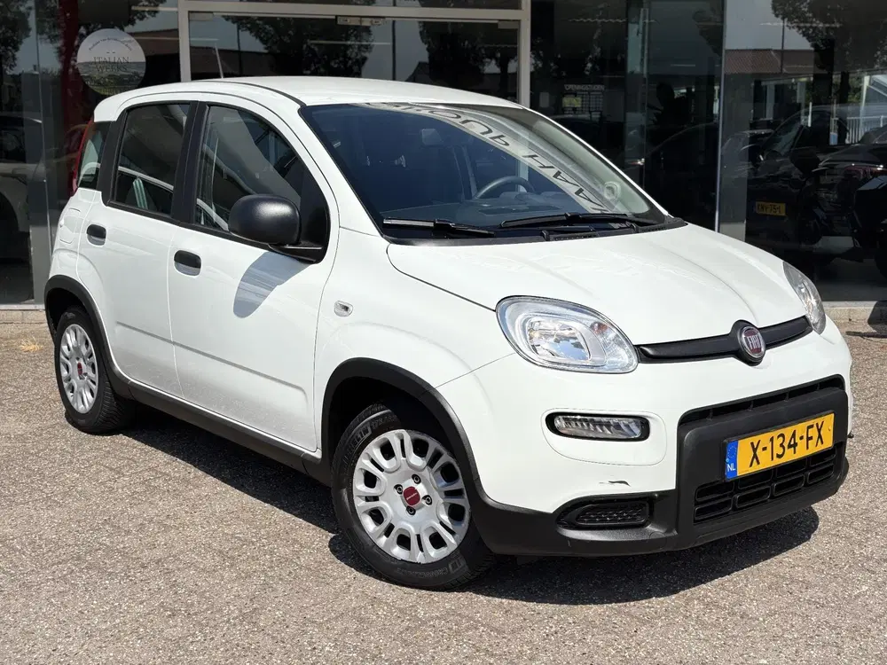 Fiat Panda 1.0 Hybrid uit 2023, foto 3
