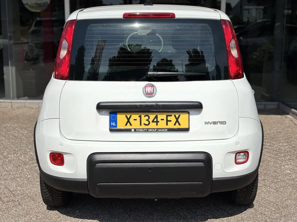 Fiat Panda 1.0 Hybrid uit 2023, foto 7