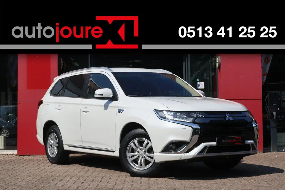 Mitsubishi Outlander 2.4 PHEV Pure uit 2021