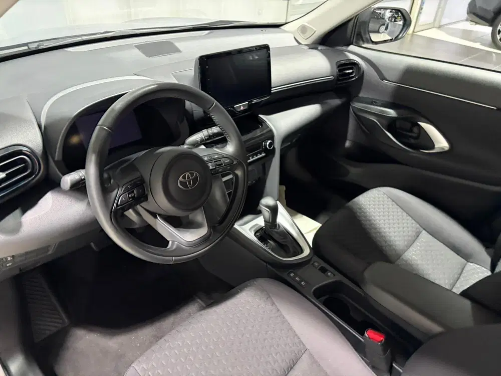 Toyota Yaris Cross 1.5 Hybrid 115 Active BTW Auto uit 2025, foto 10