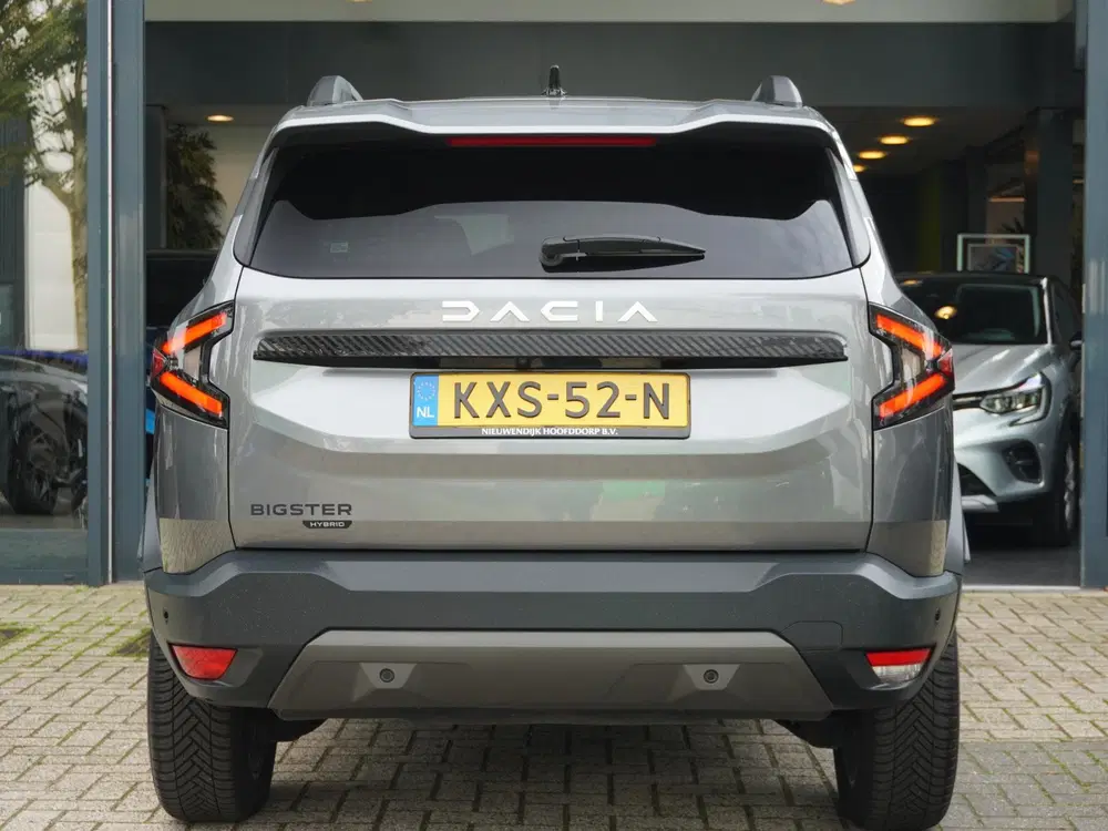 Dacia Bigster 1.8 Hybrid 155 Journey AUTOMAAT uit 2025, foto 14