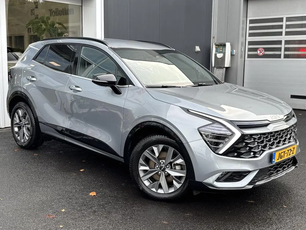 Kia Sportage 1.6 T-GDi Hybrid GT-Line Navigatie uit 2022, foto 4