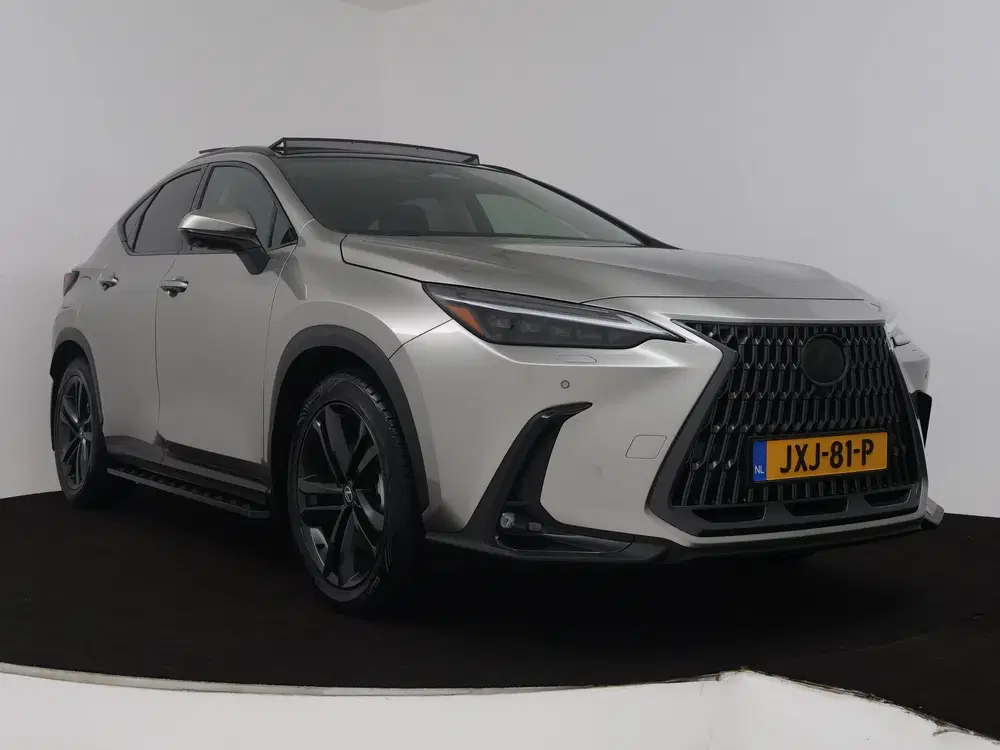 Lexus NX 450h+ AWD 35th Edition uit 2026, foto 15