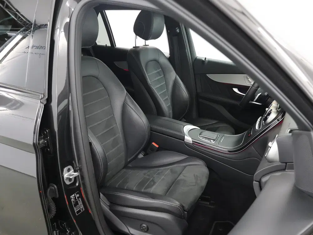 Mercedes-Benz GLC 300e 4MATIC Premium uit 2022, foto 10
