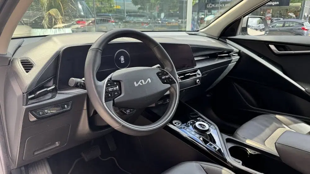 Kia Niro DynamicLine 64 kWh uit 2023, foto 7