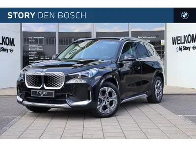 BMW iX1 eDrive20 xLine uit 2026