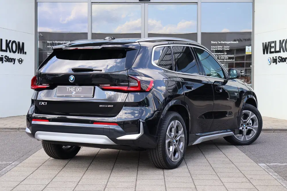 BMW iX1 eDrive20 xLine uit 2026, foto 7