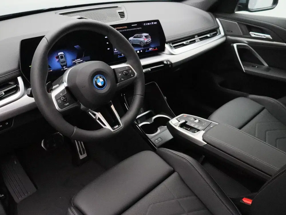 BMW iX1 eDrive20 M Sport Edition uit 2026, foto 11