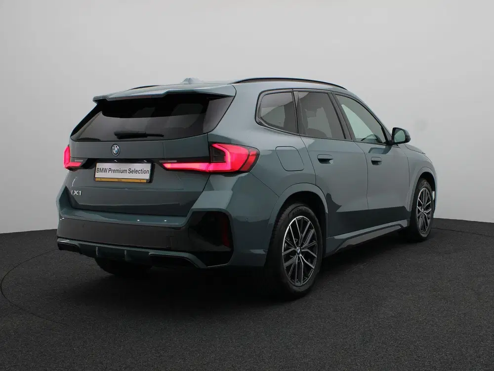 BMW iX1 eDrive20 M Sport Edition uit 2026, foto 2