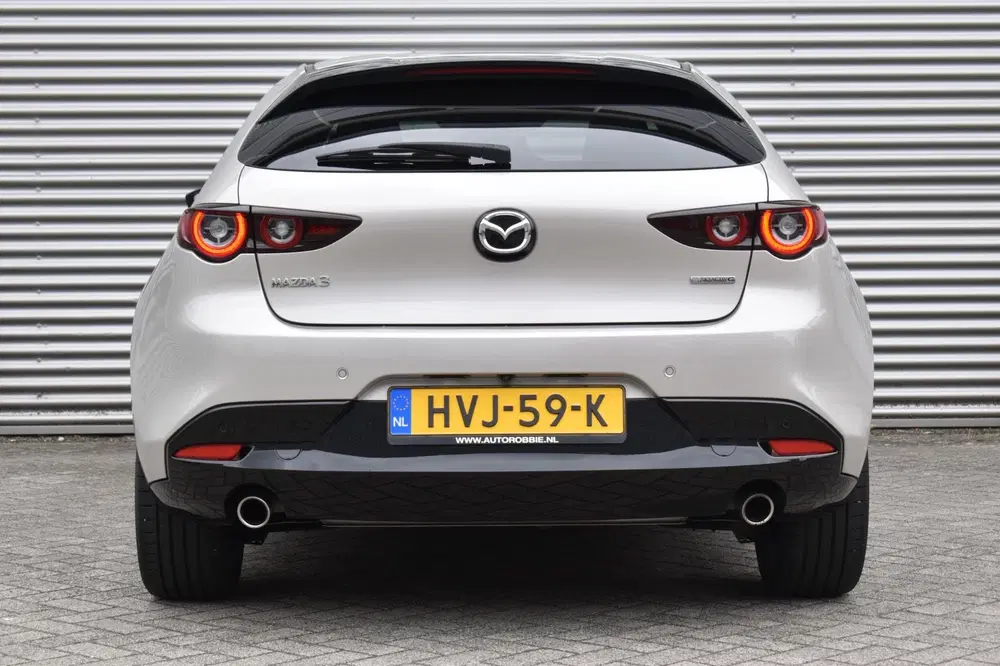 Mazda 3 2.0 e-SkyActiv-G M Hybrid HOMURA uit 2022, foto 4