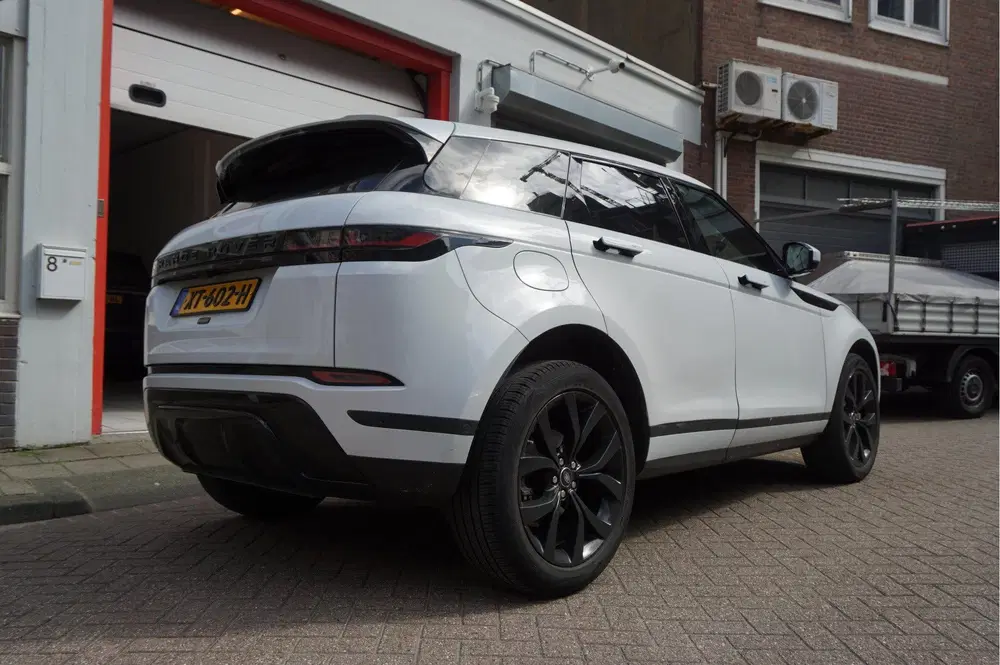 Land Rover Range Rover Evoque 2.0 D180 AWD R-Dynamic HSE uit 2019, foto 5