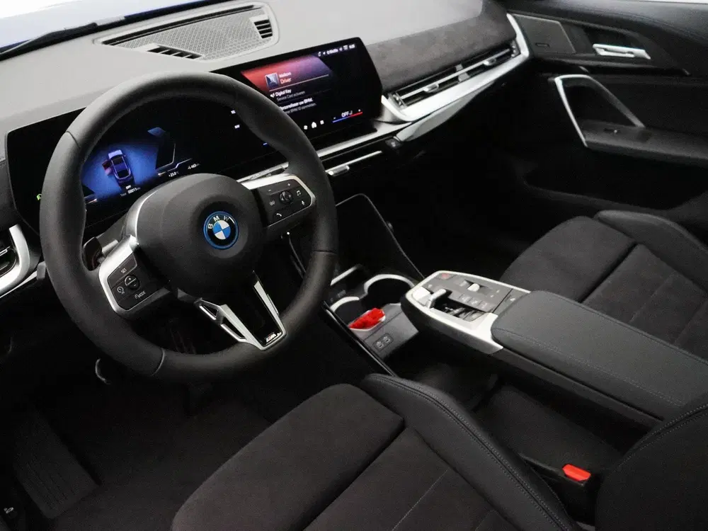 BMW iX2 eDrive20 M Sport Edition uit 2026, foto 9
