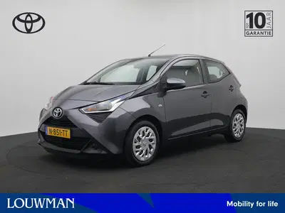 Toyota Aygo 1.0 VVT-i x-play uit 2022