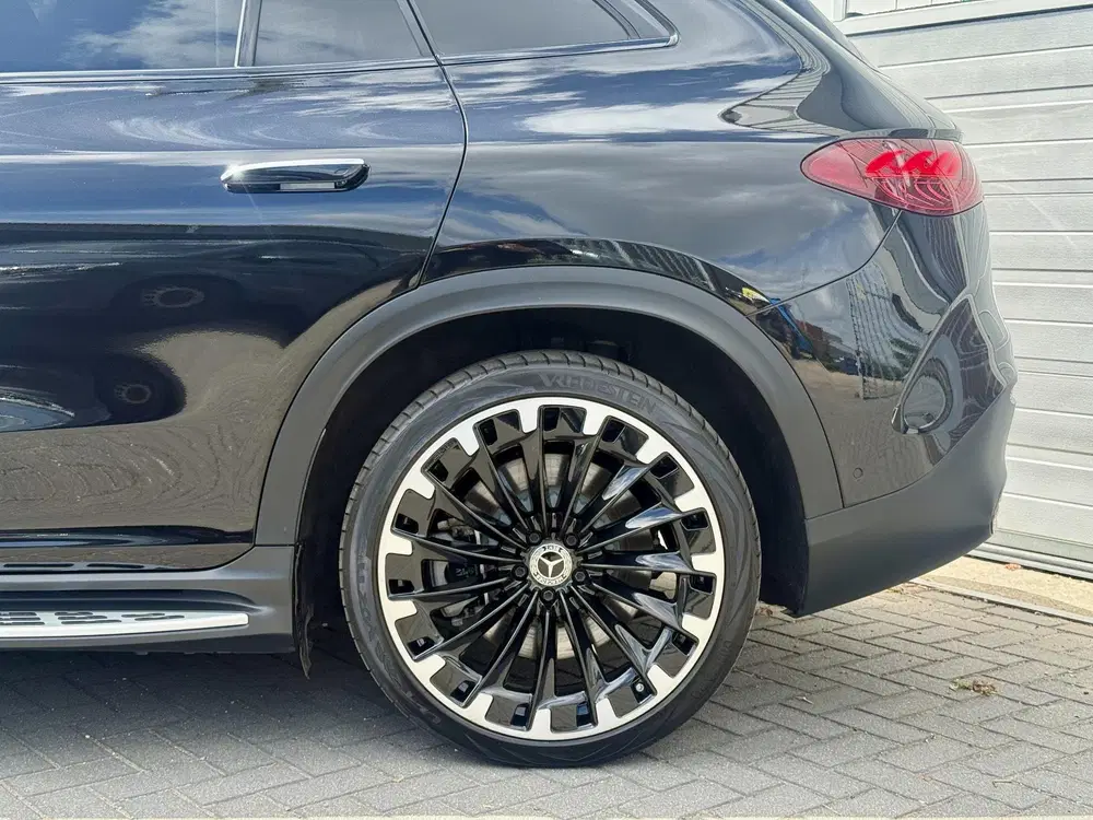 Mercedes-Benz EQE SUV 350 4Matic AMG Line 91 kWh uit 2024, foto 7