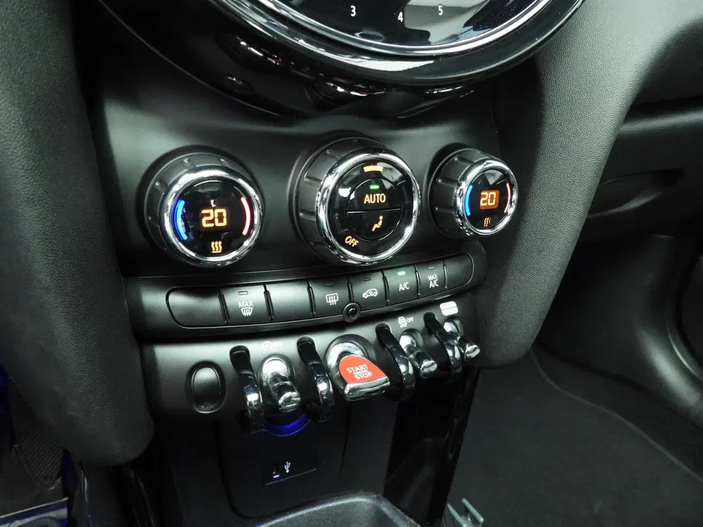 Mini Cooper 1.5 Cooper uit 2022, foto 14