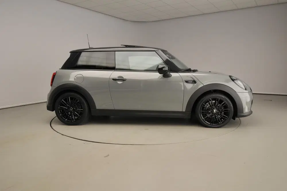 Mini Cooper 1.5 Cooper uit 2022, foto 4