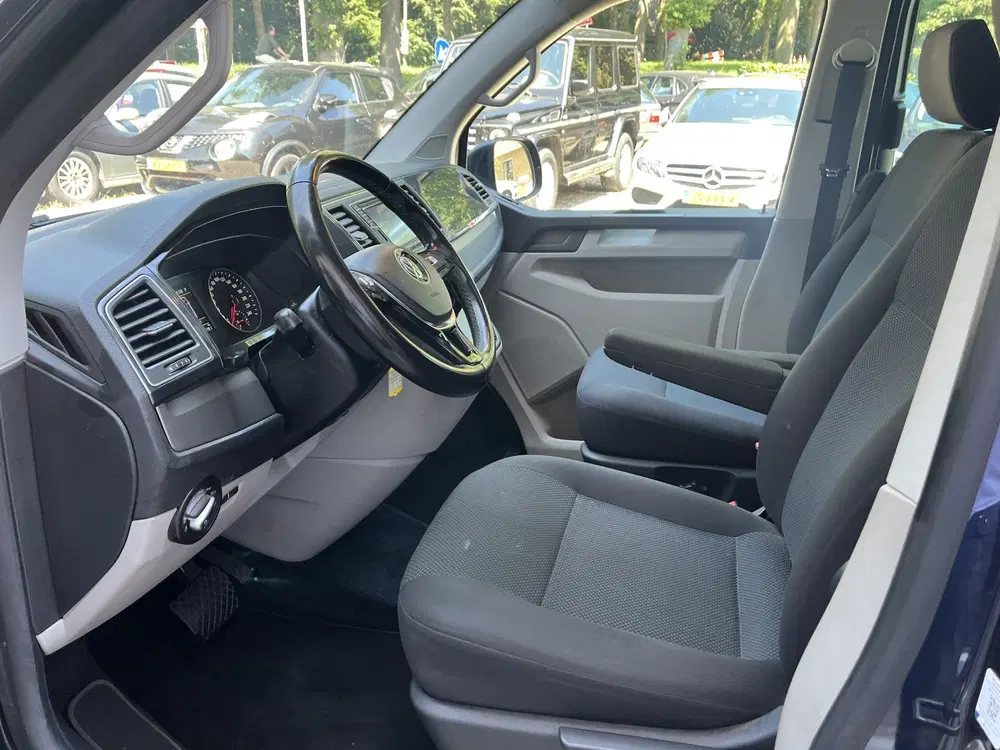 Volkswagen Transporter 2.0 TDI L2H1 DC Highline 204PK uit 2019, foto 6