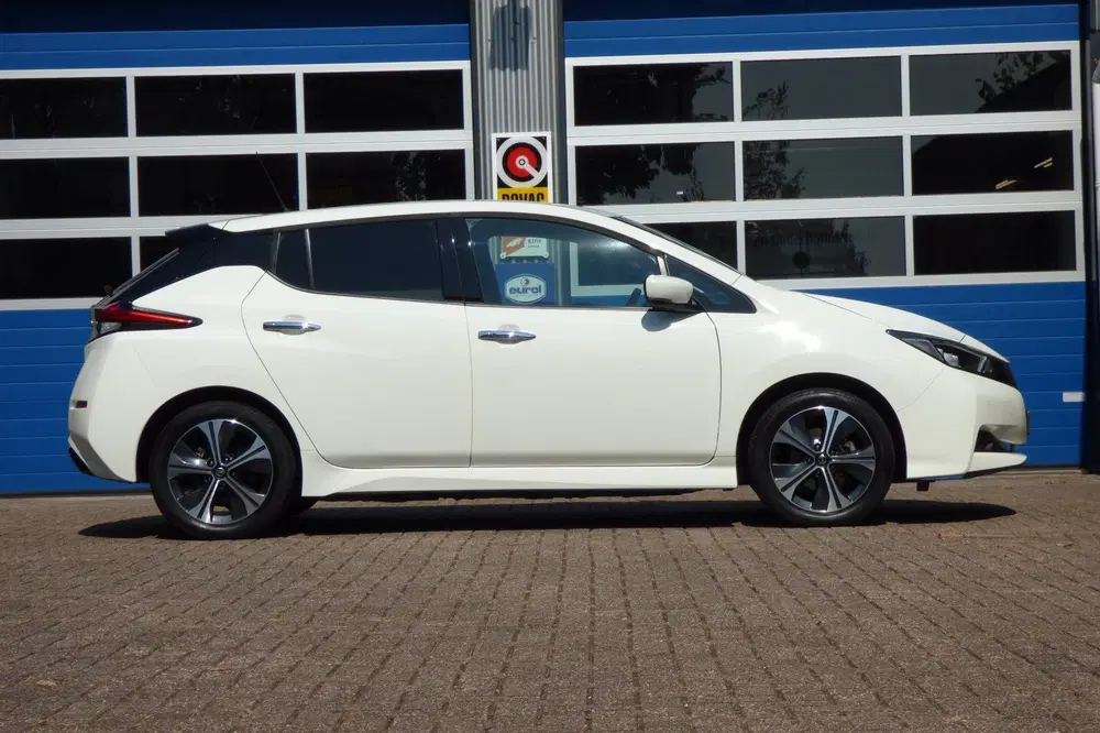 Nissan Leaf E+ N-Connecta 62 kWh uit 2019, foto 6