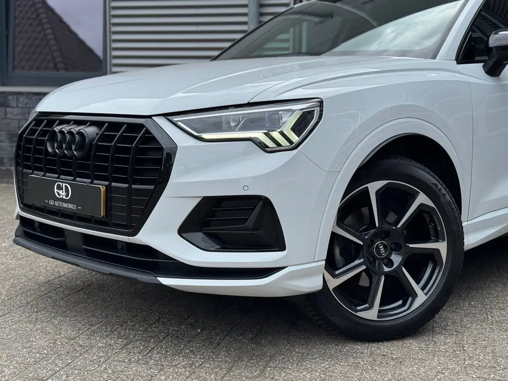 Audi Q3 35 TFSI 150 Pk S-Tronic 2019 Wit uit 2019, foto 2