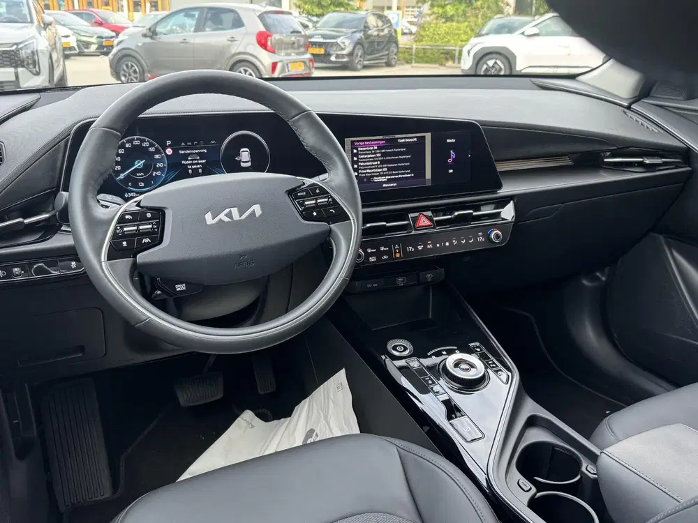Kia Niro Light Advanced 64.8 kWh Privacyglass uit 2025, foto 5